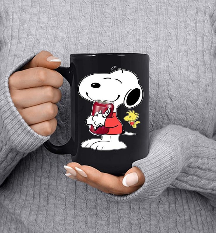 Cute Snoopy Hug Dr Pepper Can Funny Drinking Mug