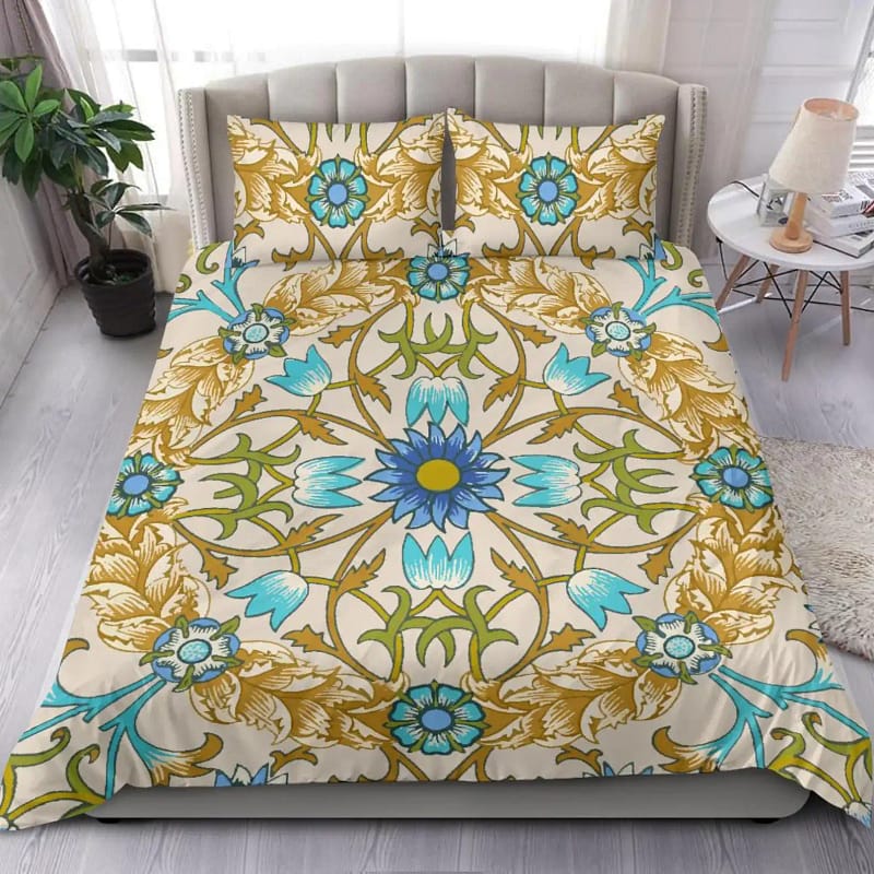 Decorative Vintage Ornamental Quilt Bedding Sets