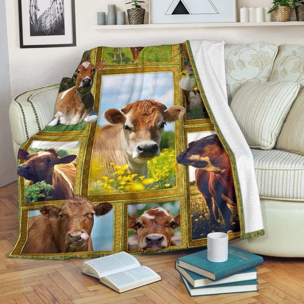 Amazon Best Seller Funny Cows Farmer Fleece Blanket