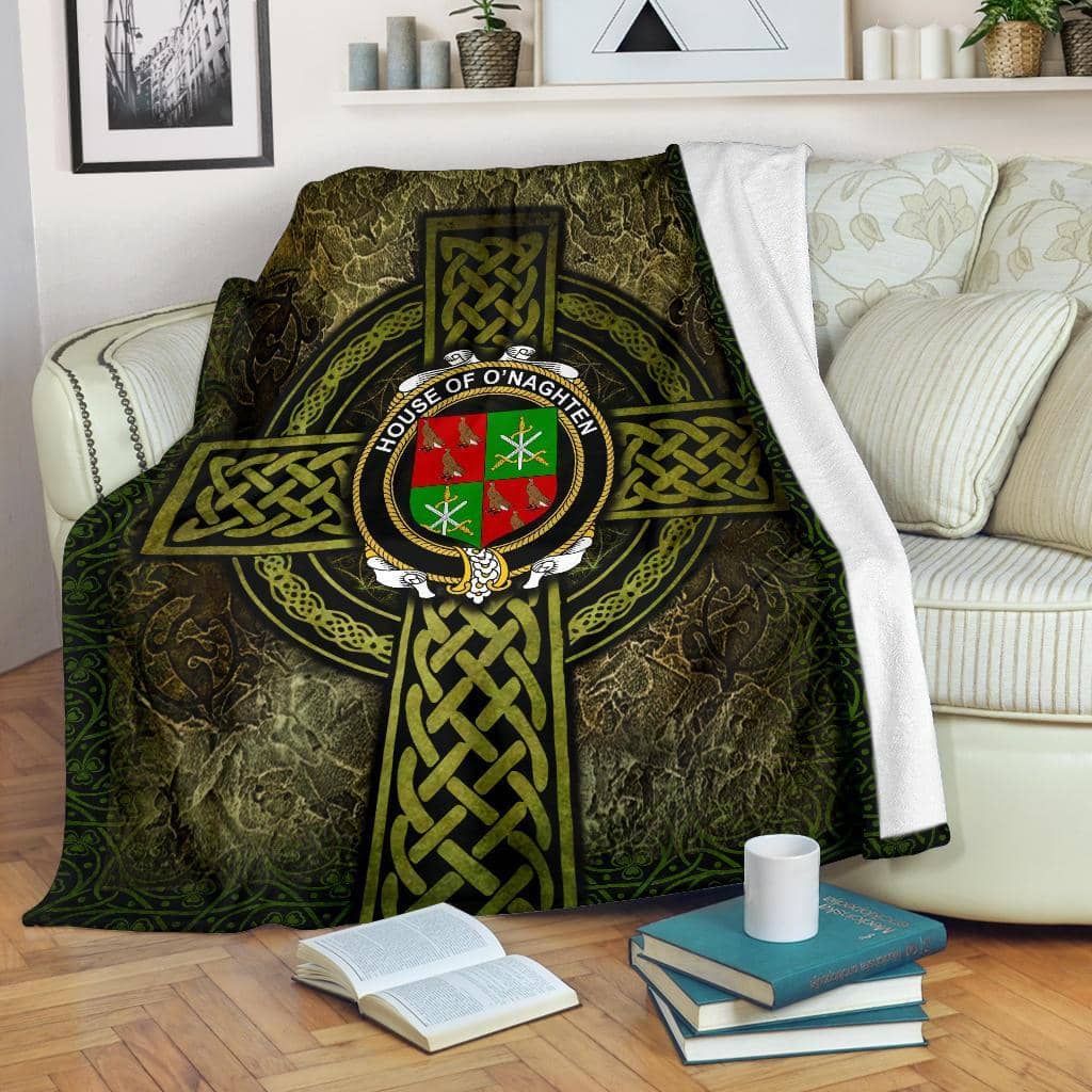 Amazon Best Seller House Of O Naghten Celtic Knott Fleece Blanket