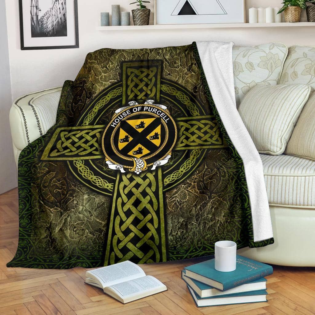 Amazon Best Seller House Of Purcell Celtic Knott Fleece Blanket