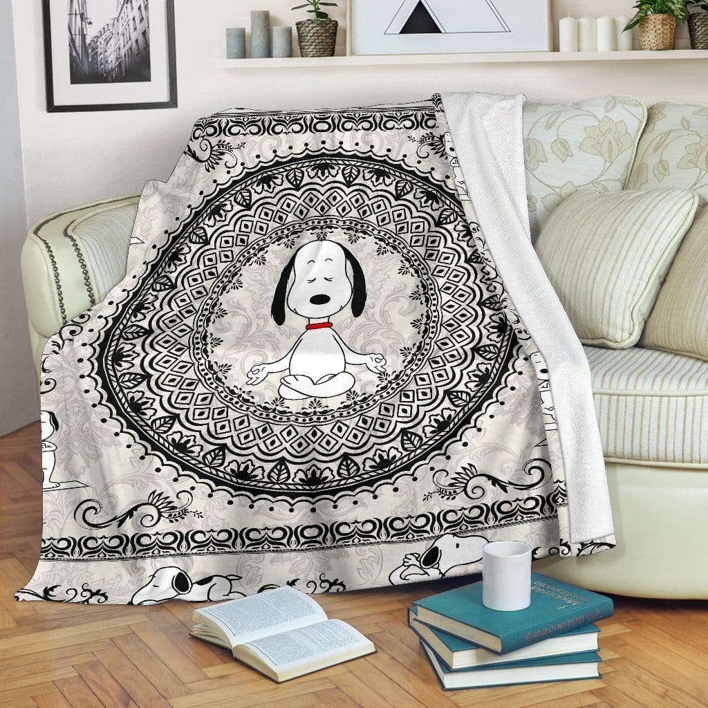 Amazon Best Seller Mandala Yoga Snoopy Funny Fleece Blanket