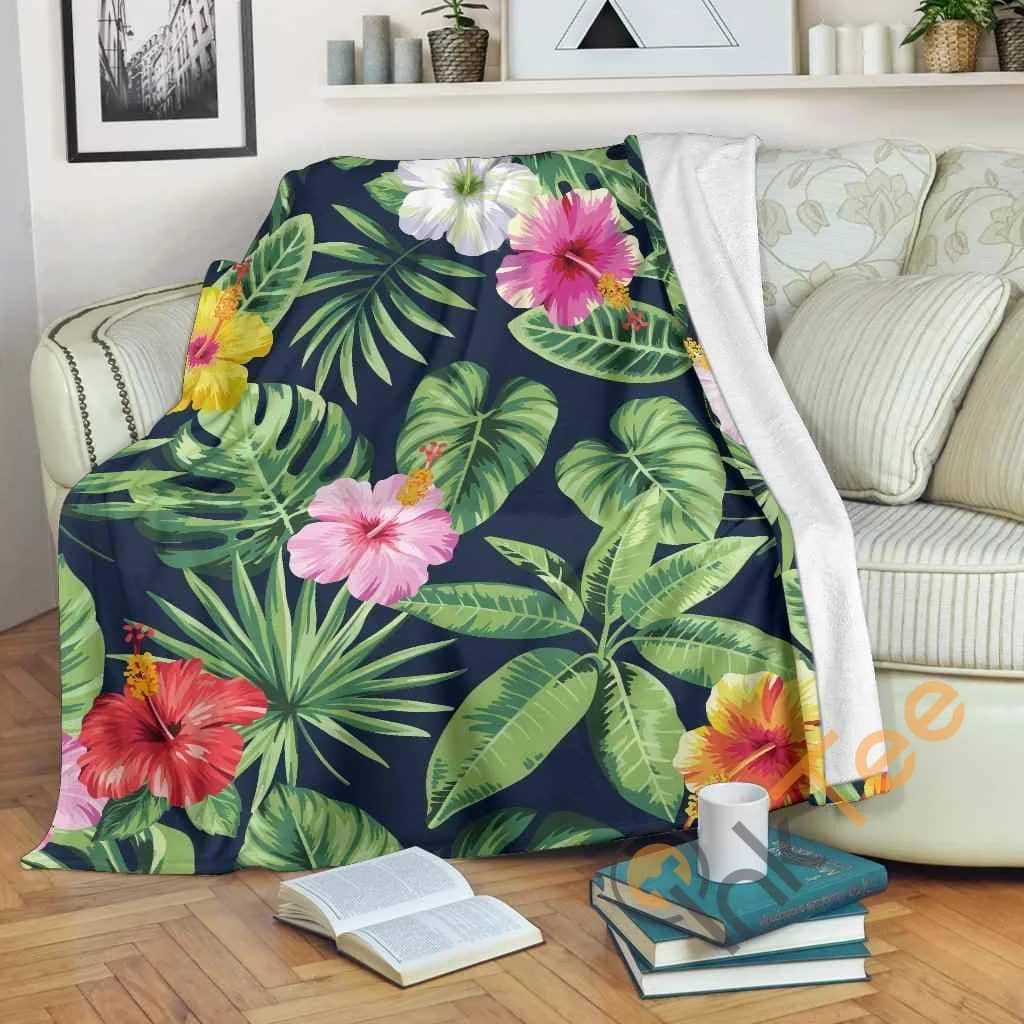 Tropical Hibiscus Flowers Pattern Premium Fleece Blanket