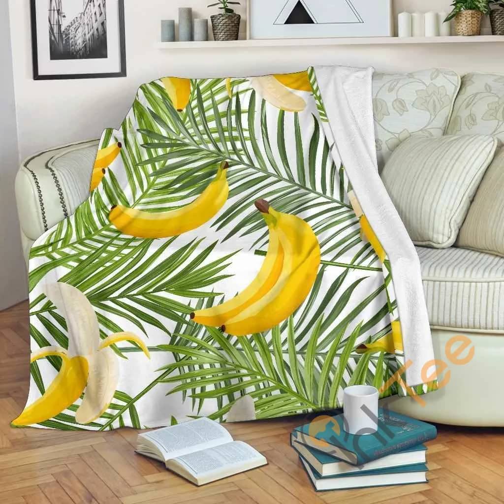 White Tropical Banana Pattern Premium Fleece Blanket