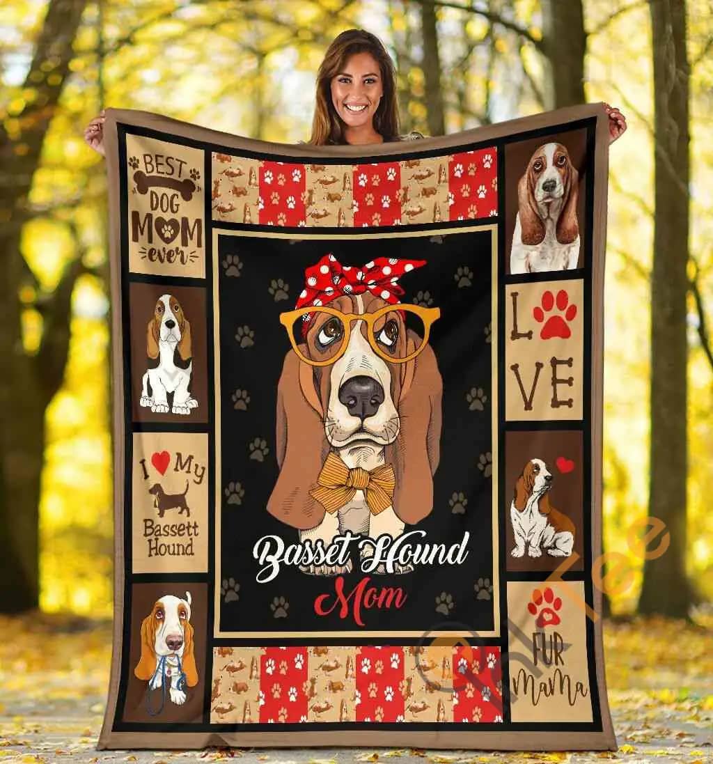 Basset Hound Dog Mom Mama Red Bandana Mother'S Day Gift Ultra Soft Cozy Plush Fleece Blanket