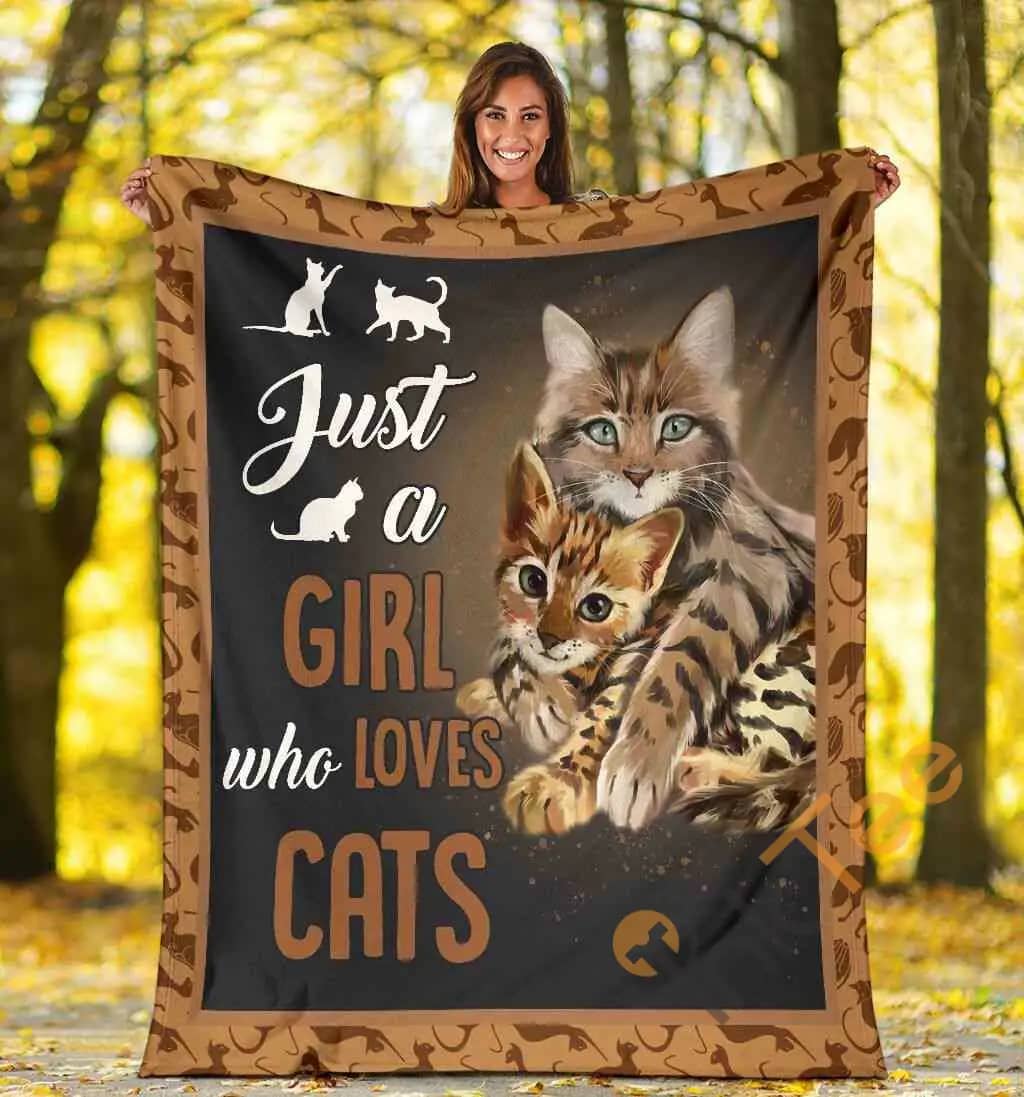 Cat Lover Gift Just A Girl Who Love Cats Ultra Soft Cozy Plush Fleece Blanket