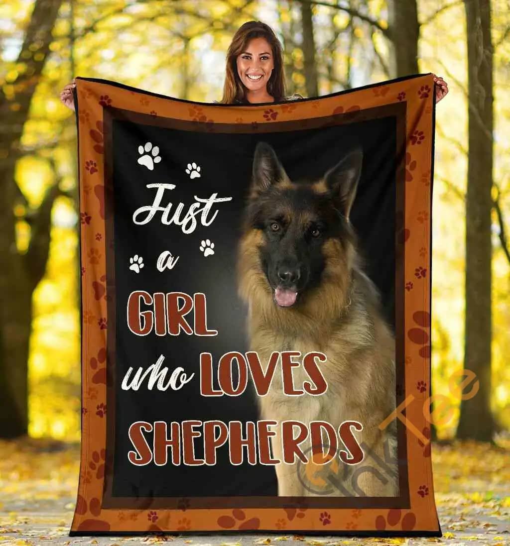 Just A Girl Who Loves Shepherds German Shepherd Dog Ultra Soft Cozy Plush Fleece Blanket
