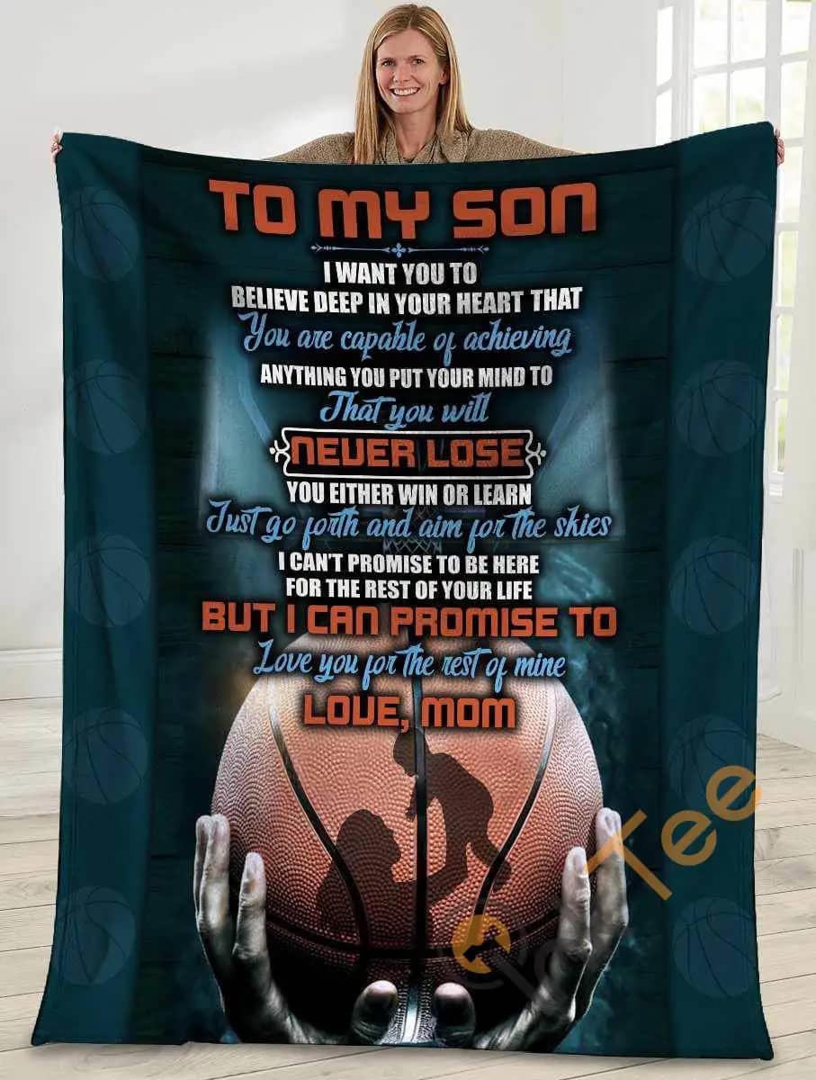 To My Son I Want You To Believe Mom And Son Basketball Ultra Soft Cozy Plush Fleece Blanket