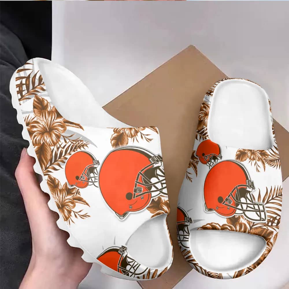 Inktee Store - Cleveland Browns Yeezy Slippers Shoes Image