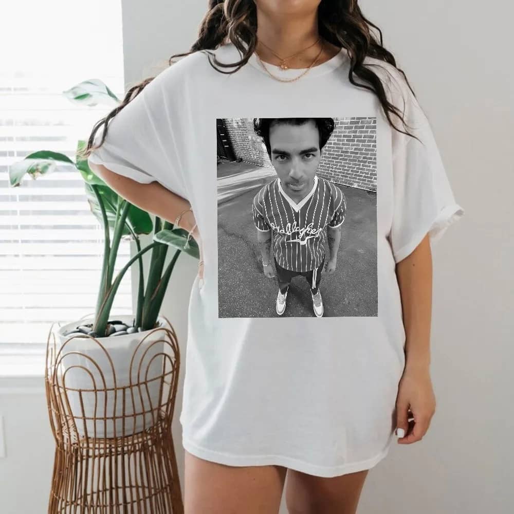 Inktee Store - Funny Joe Jonas Shirt - Joe Jonas Shirt - Vintage 90S Joe Jonas - Tshirt Movie Graphic Tee - Joe Jonas Sweatshirt - Joe Jonas Movie Rapper Retro Image