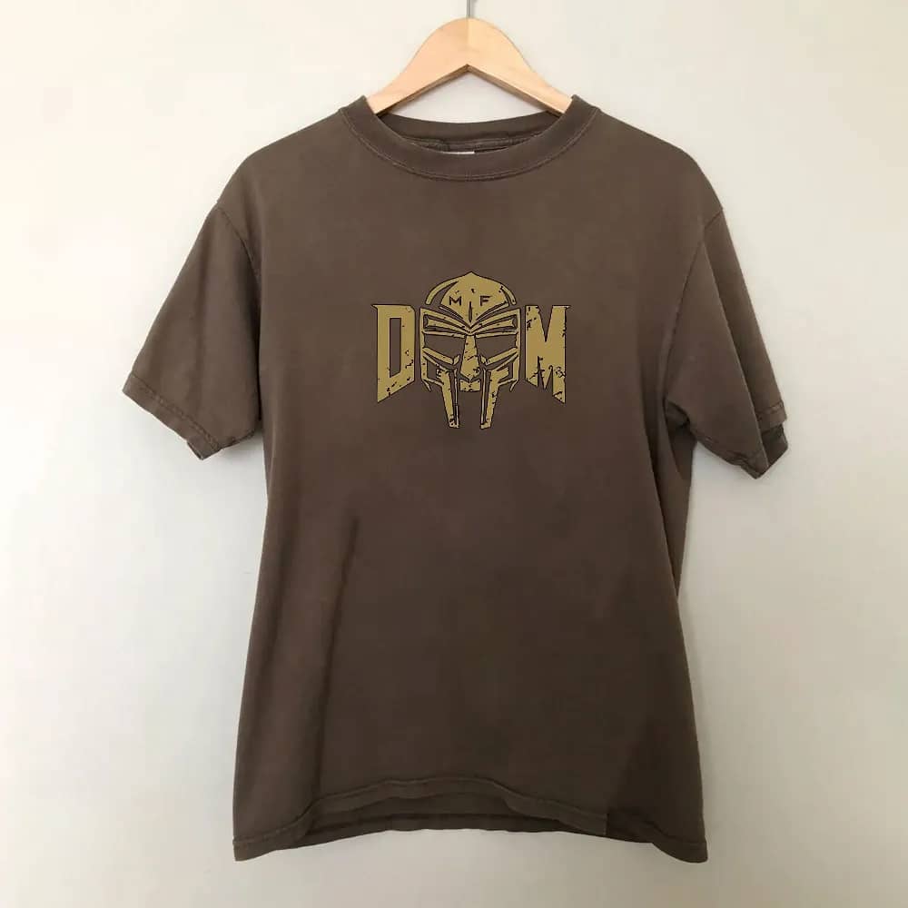 Inktee Store - Mf Doom Y2K Graphic T-Shirt - Madvillain Metal Face Tee - Retro Unisex 90S Tee - Mf Doom Tee - Music Gift - Music Vintage Shirt - Gift For Him Her Image