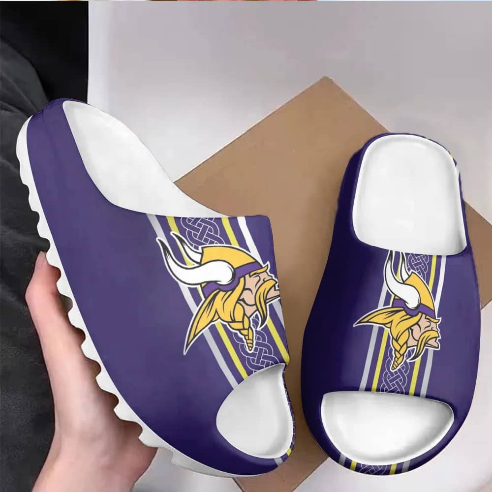 Inktee Store - Minnesota Vikings Yeezy Slippers Shoes Image