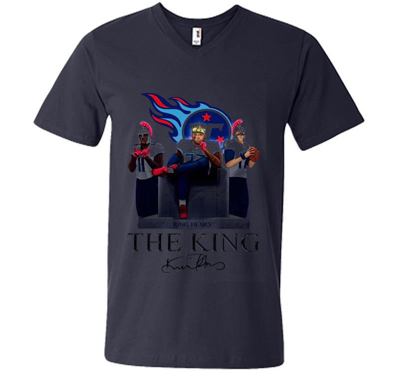 Inktee Store - Derrick Henry Tennessee Titans The King Signature V-Neck T-Shirt Image