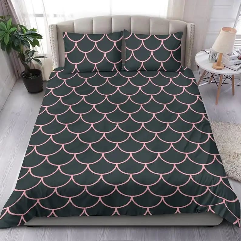 Black And Pink Fish Skin Pattern Bed Set For A Fantasy Oriental Bedroom Decor Quilt Bedding Sets