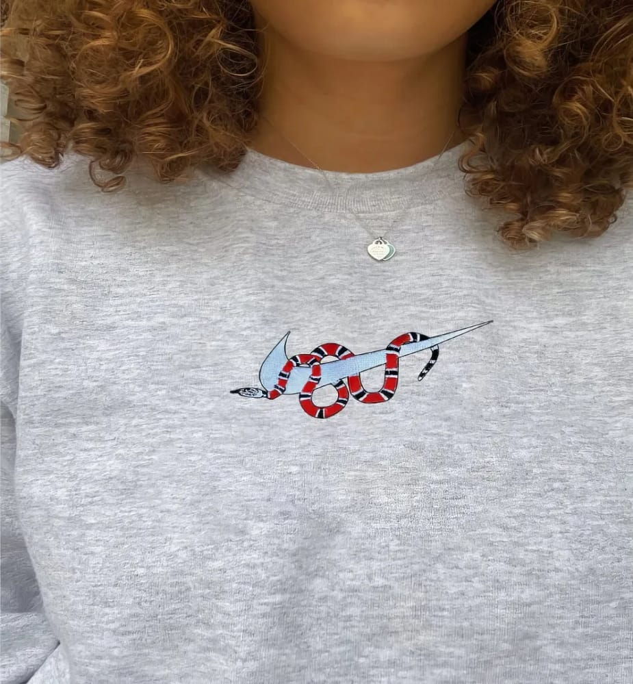Nike Snake Embroidered Swoosh Sweatshirt/t-shirt/hoodie Embroidery