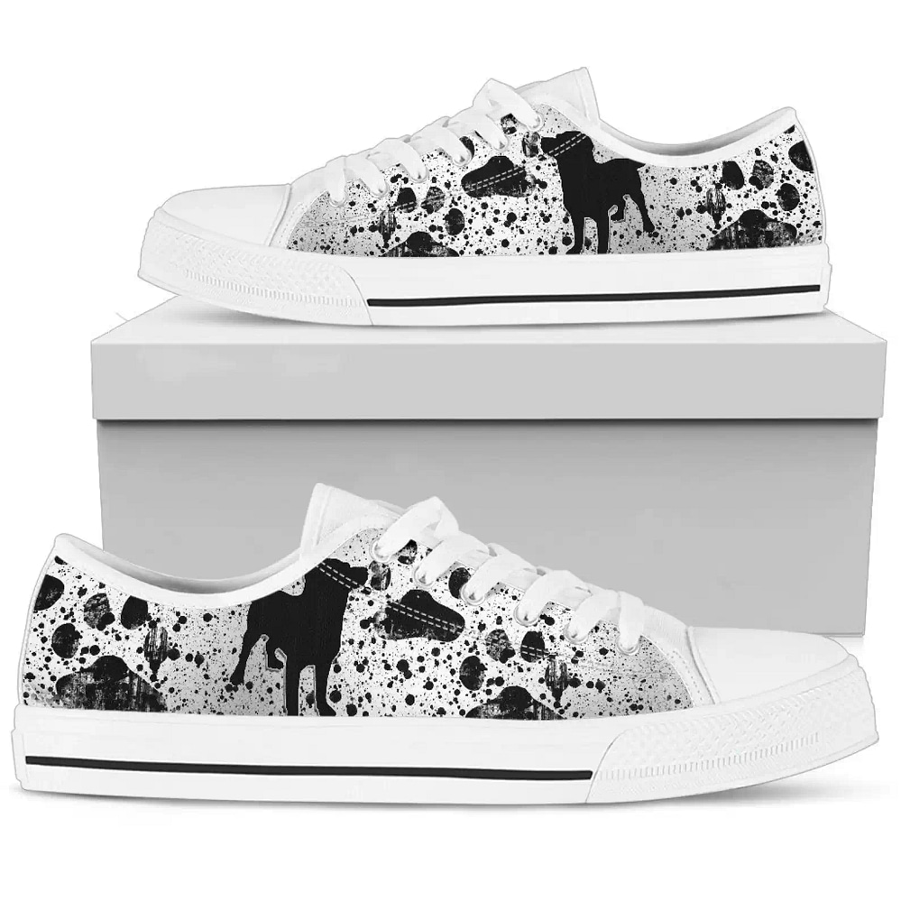 Dreaming Of Dogs Low Top Sneakers