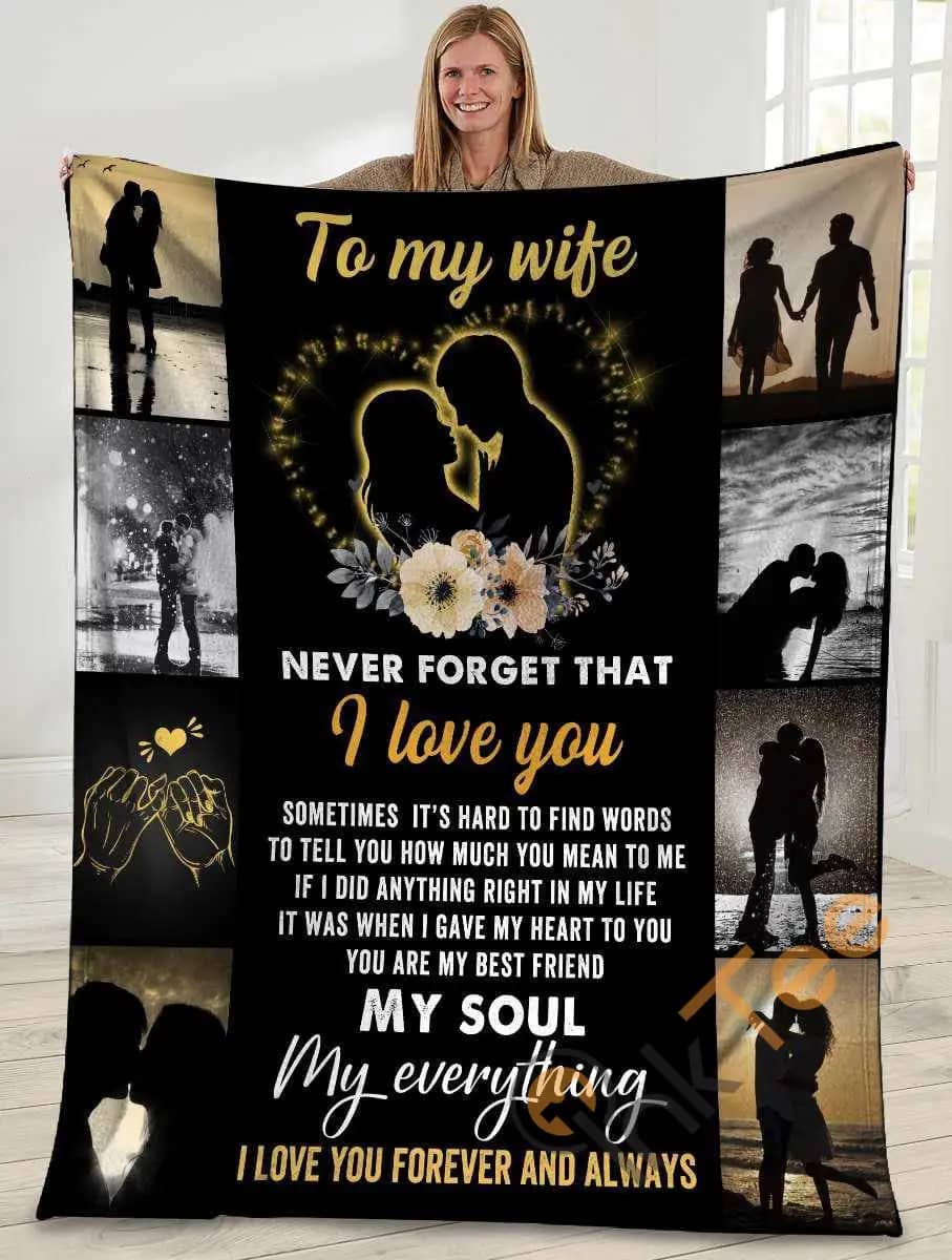To My Wife Never Forget That I Love You Husband And Wife Flower Ultra Soft Cozy Plush Fleece Blanket