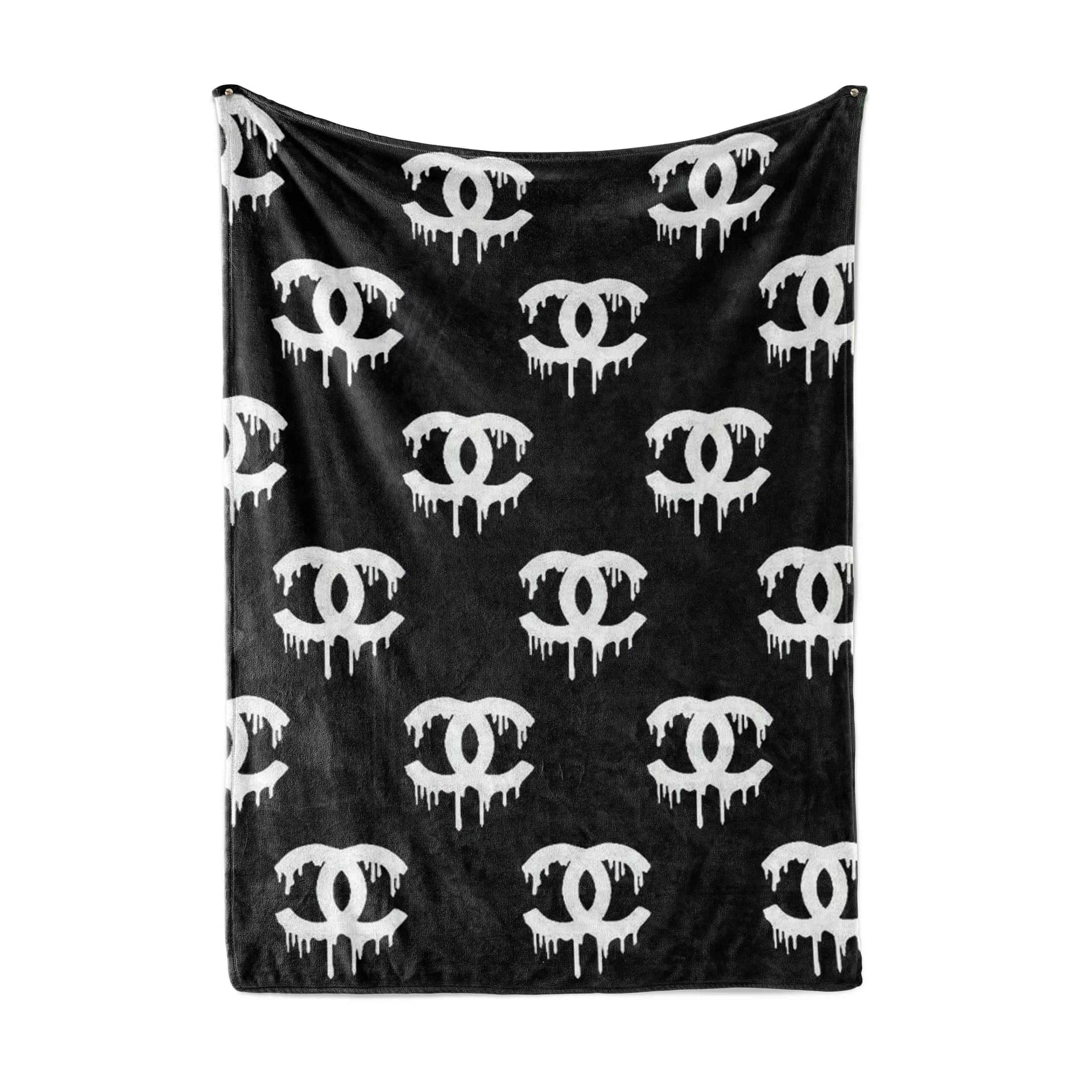 Black And White Color Chanel Living Room Area  No4023 Fleece Blanket  - Inktee Store